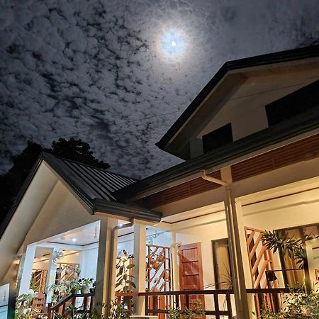 Bella Vita Guest House Coron Eksteriør bilde