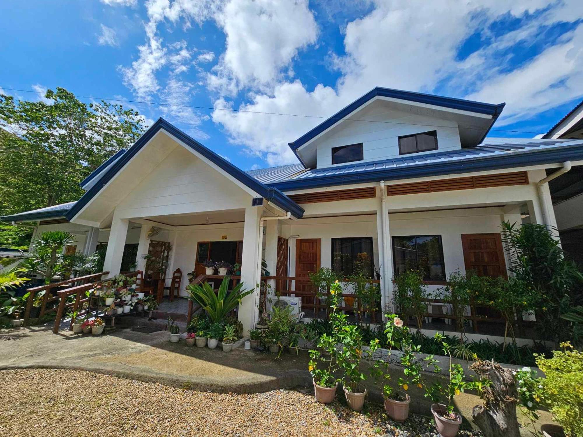 Bella Vita Guest House Coron Eksteriør bilde