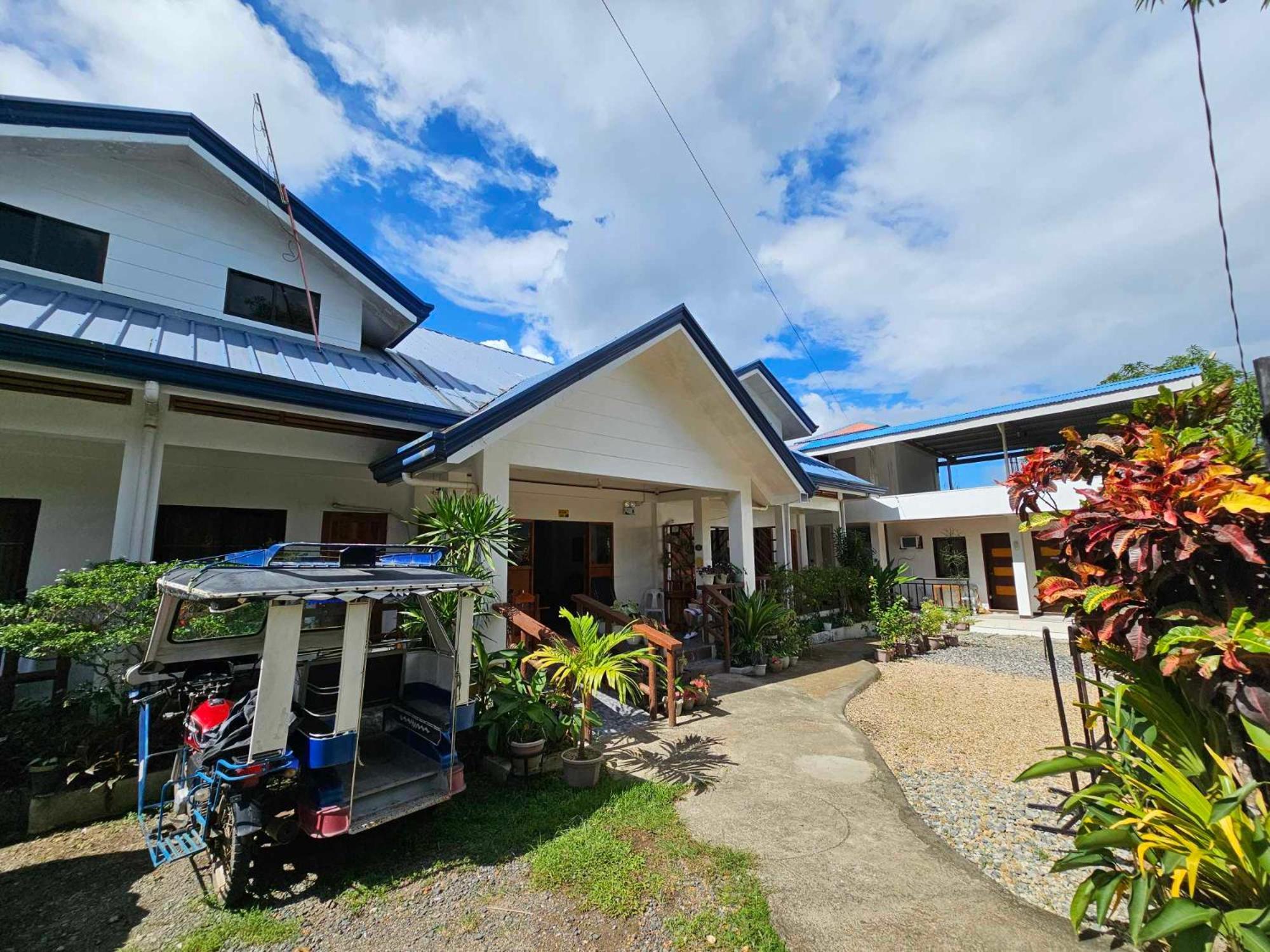Bella Vita Guest House Coron Eksteriør bilde